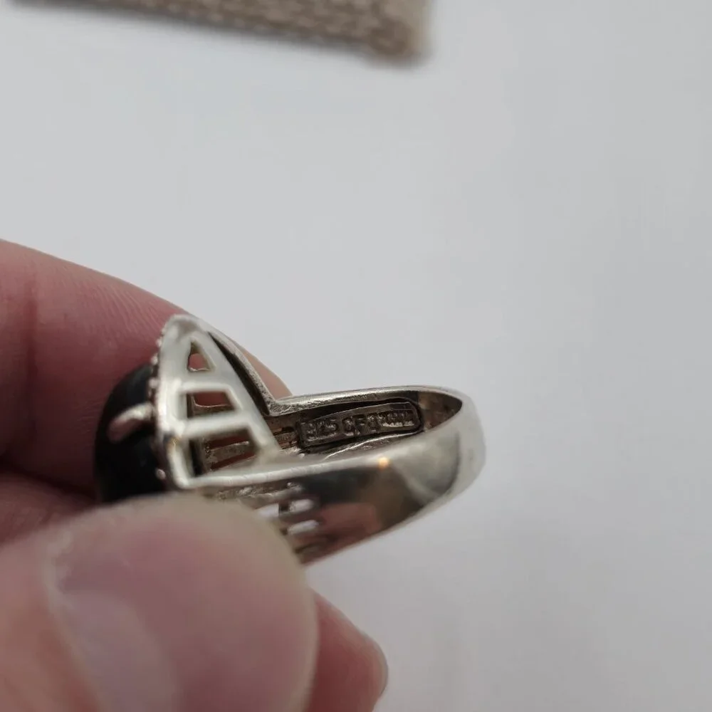 Size 6 Sterling Silver Worn Onyx And Marcasite Ring A1785 - Picture 6 of 9